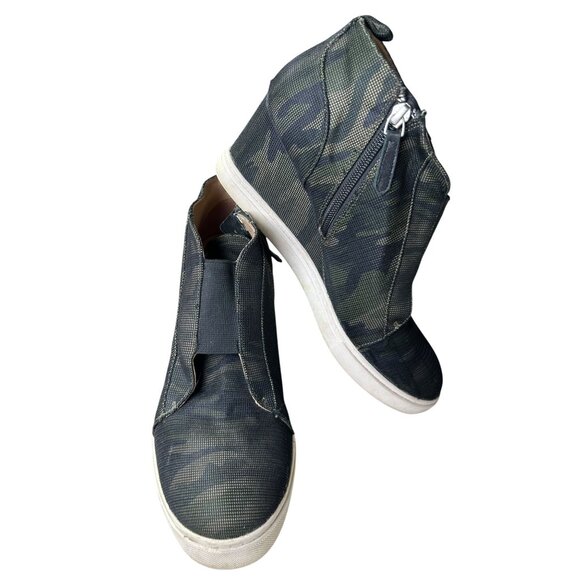 Linea Paolo Women's Felicia Wedge Heel Boot Sz 9 Green Camo Side Zip - Picture 1 of 15